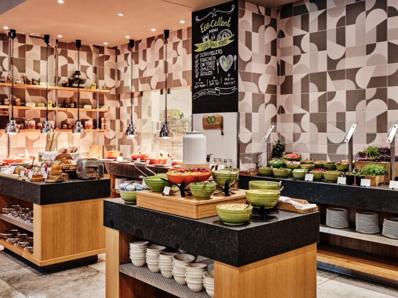 Holiday Inn Warsaw &mdash; interior